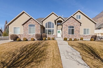 Building Photo - 1369 E 320 N