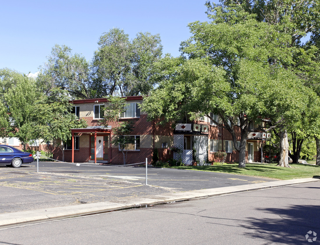 Building Photo - Cedar Avenue Apartments