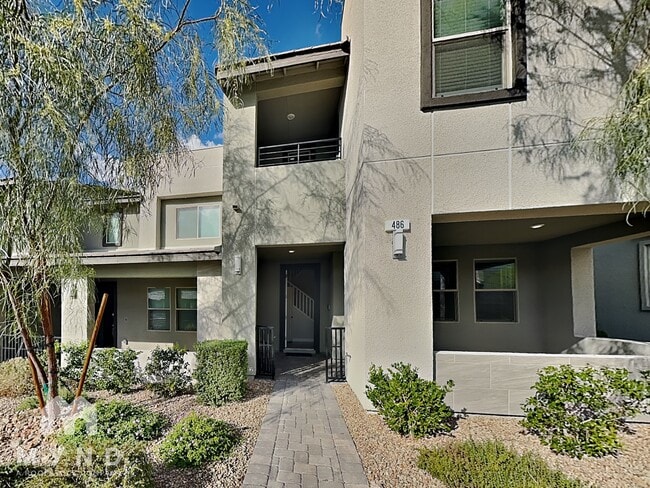 Building Photo - 486 Fairview Hills St