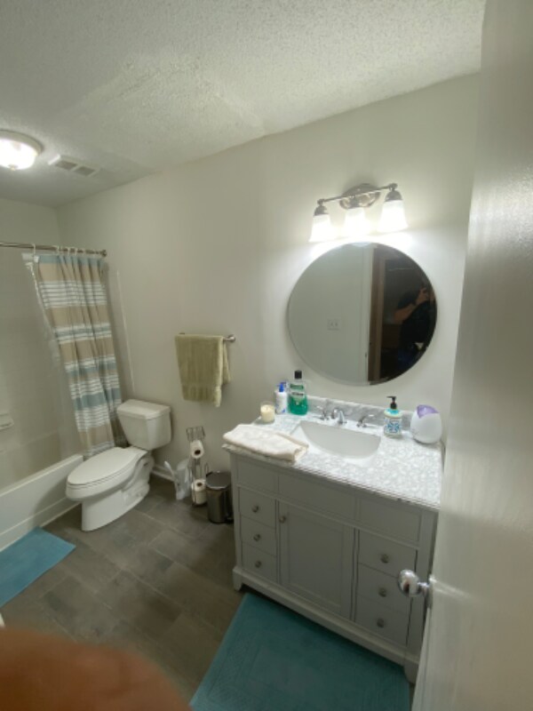 Foto del edificio - 1013 Chastain Park Ct NE