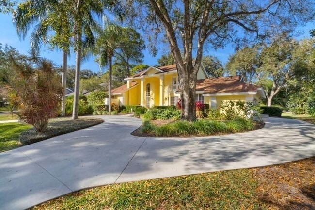 Building Photo - 4489 Oak View Dr