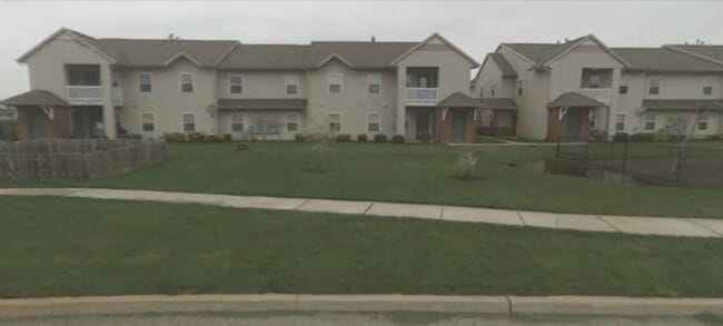 Building Photo - 4940 Belleville Cir
