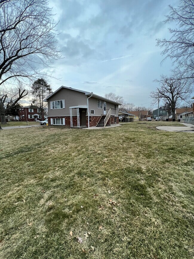 Foto del edificio - 2501 24th Ave