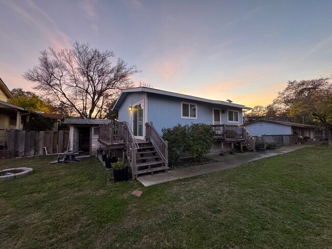 Foto del edificio - 3700 Lakeshore Blvd