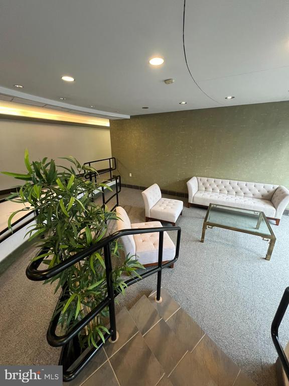 Foto del edificio - 4401 Cherry Hill Rd