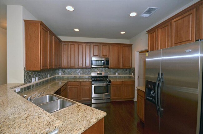 Building Photo - 2210 Onion Creek Pkwy