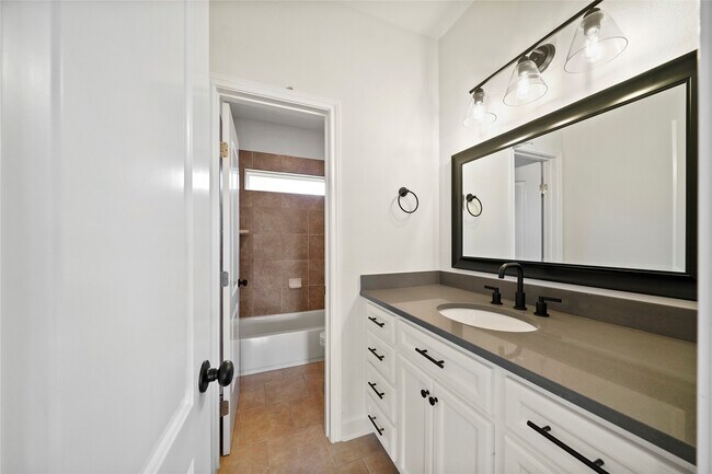 Foto del edificio - 5408 Jonathan Ln
