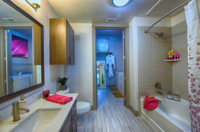 Foto del edificio - 5454 Washington Ave