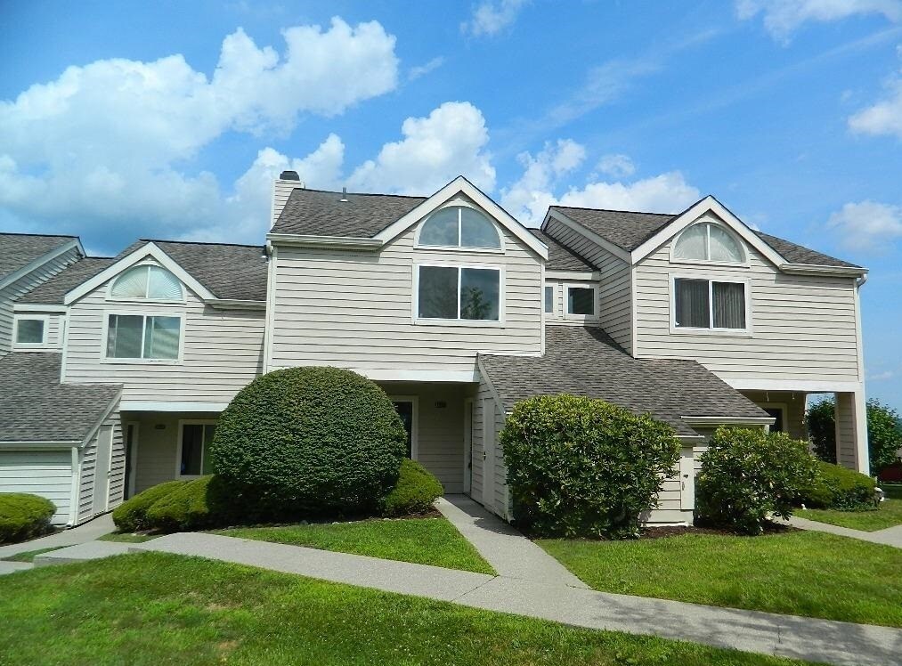 Foto principal - 1105 Eagles Ridge Rd