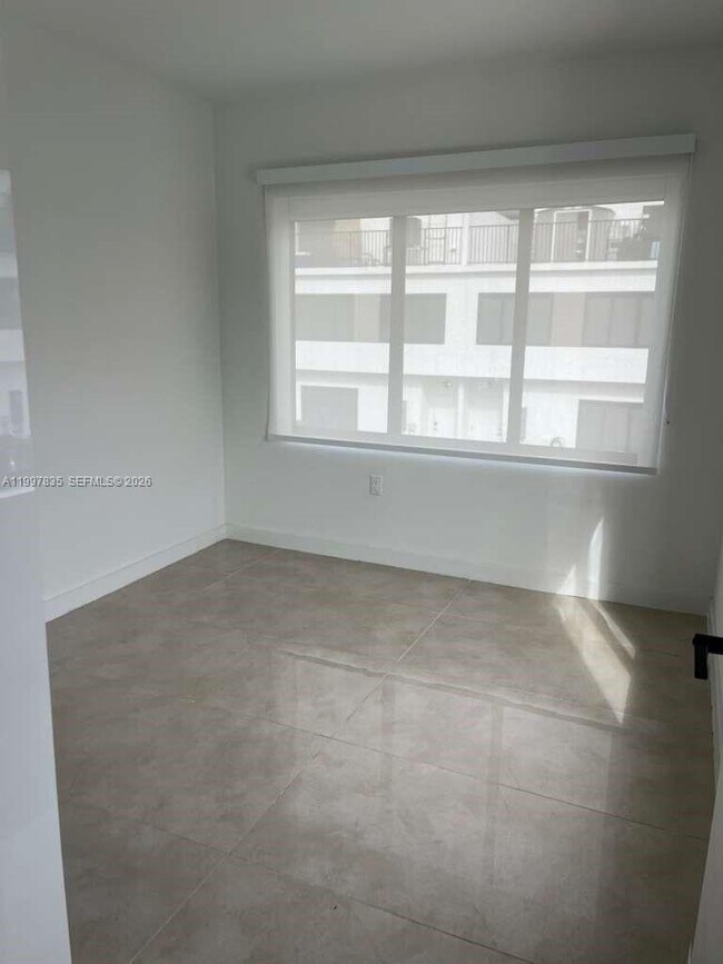 Building Photo - 14561 SW 261 St Ter