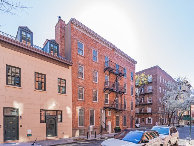 Foto del edificio - 82-84 Bedford St