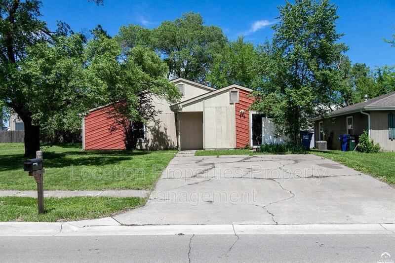 Primary Photo - 1302 E 25th Terrace