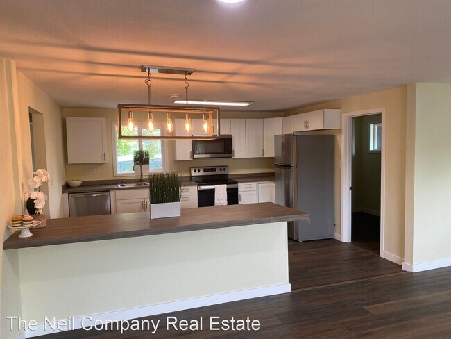 Foto del edificio - 3 br, 1 bath House - 1748 NW Otie
