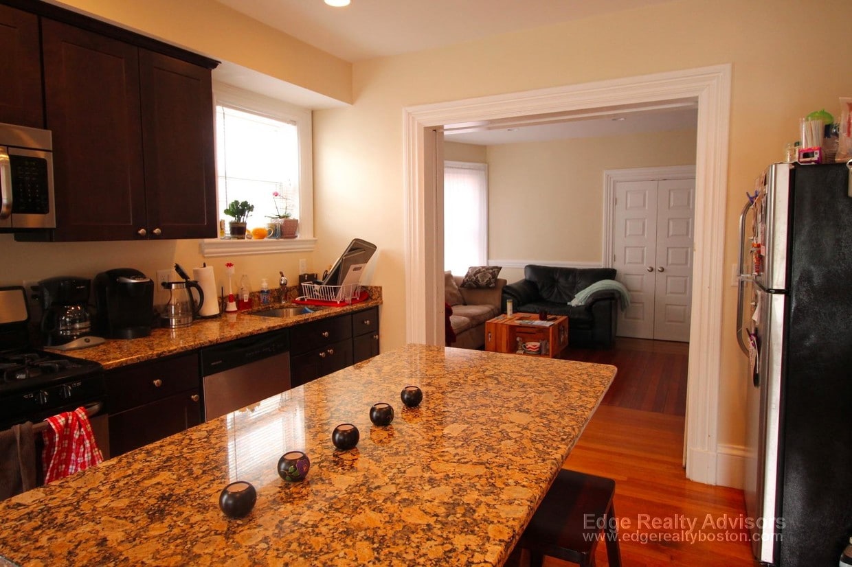 Photo - 29 Montcalm Ave.