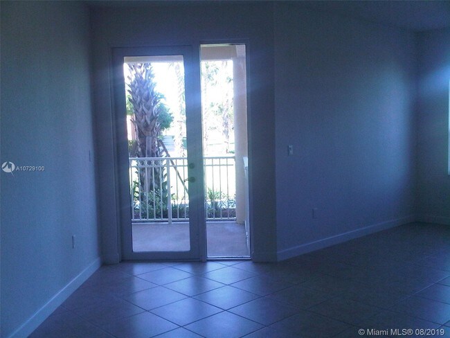 Foto del edificio - 10022 NW 7th St