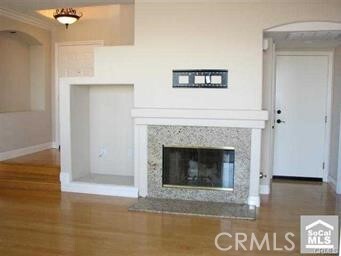 Building Photo - 27 Cottonwood Dr