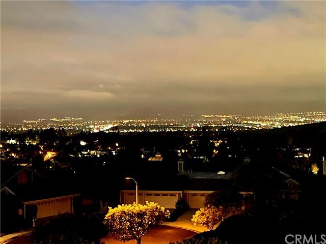 Foto del edificio - 6 Saros