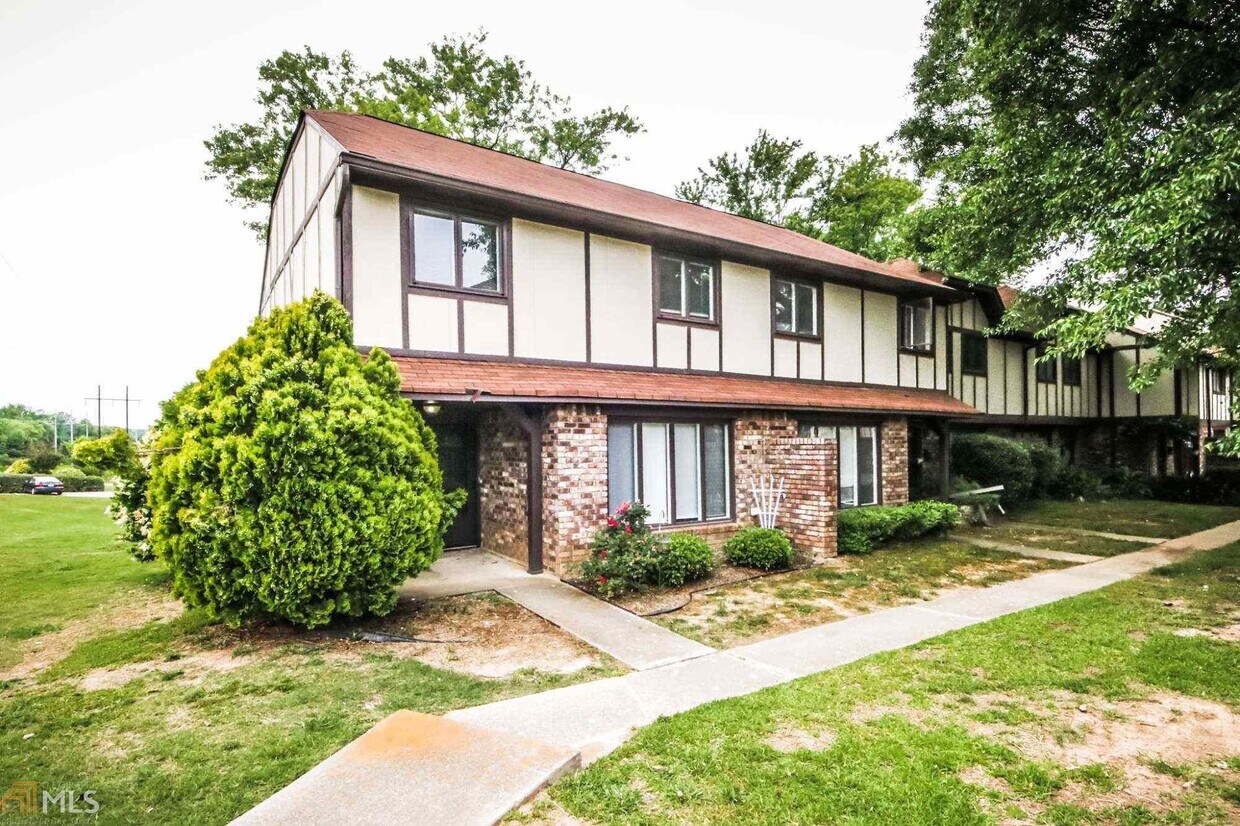 1200 Ashborough Terrace, Marietta, GA 30067 House Rental in Marietta