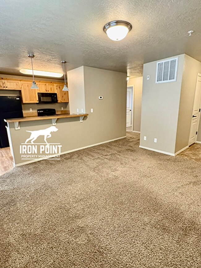 Foto del edificio - 16587 N Investor Loop