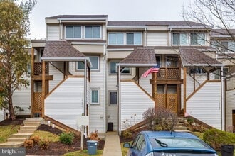 Building Photo - 18269 Leman Lake Dr
