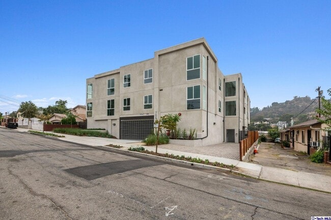Building Photo - 7064 Greeley St