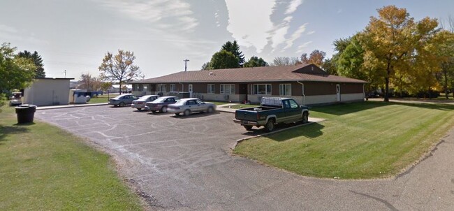 Foto del edificio - 121 1st Ave NE