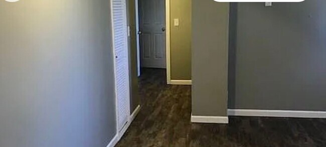 Foto del edificio - 3102 N Valleyview Dr