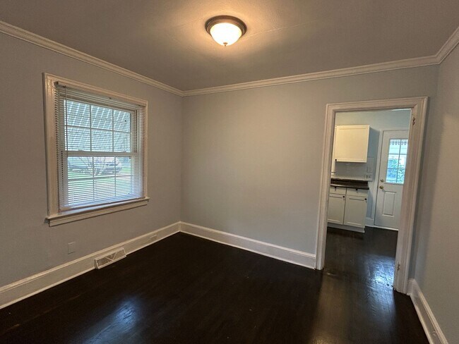 Building Photo - Adorable Home in Ashley Park!