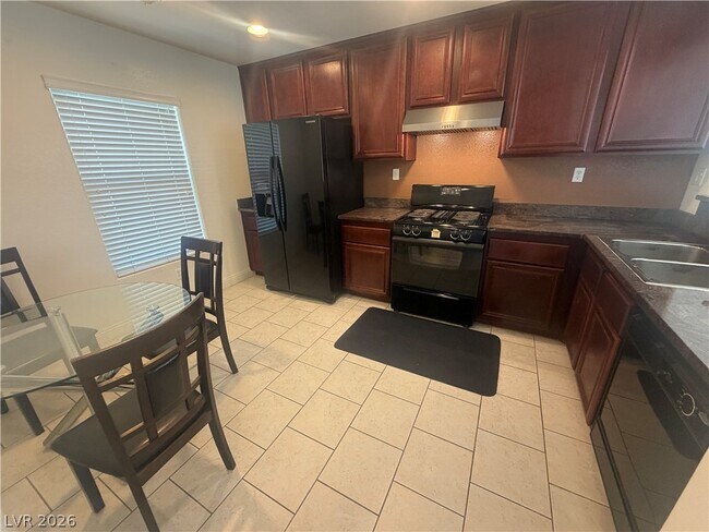 Foto del edificio - 6131 Windmill Island Ave