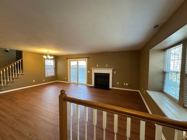 Foto del edificio - 123 Locust Ln