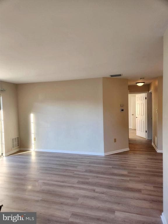 103 Firethorne Ct, Washington Township, NJ 08080 Room for Rent in