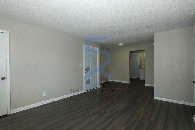 Building Photo - Spacious All-Electric 2BR Stay in the Heart of Atlanta