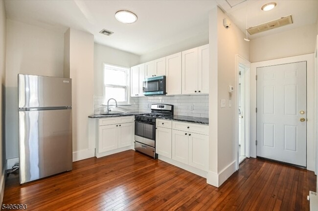 Photo - 265 McBride Ave Apartment