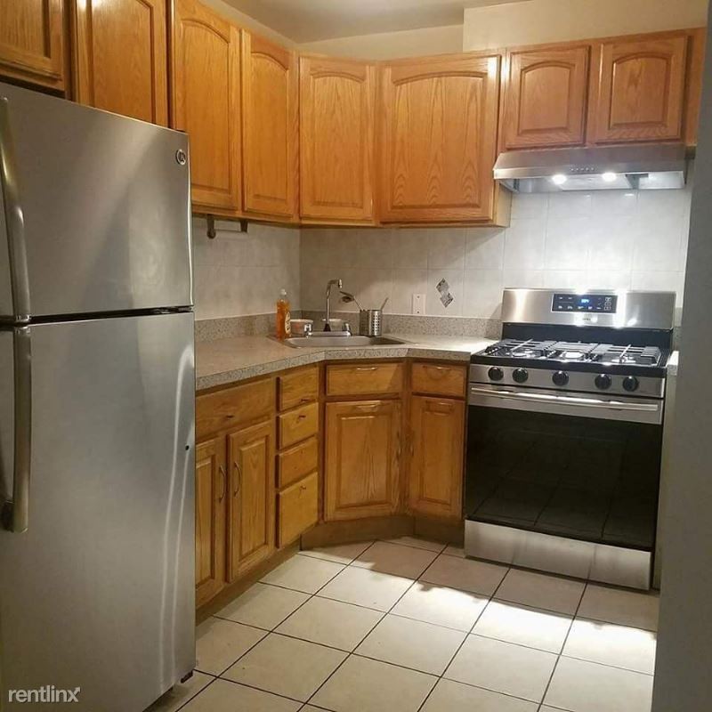 Primary Photo - 2886 Wilkinson Ave