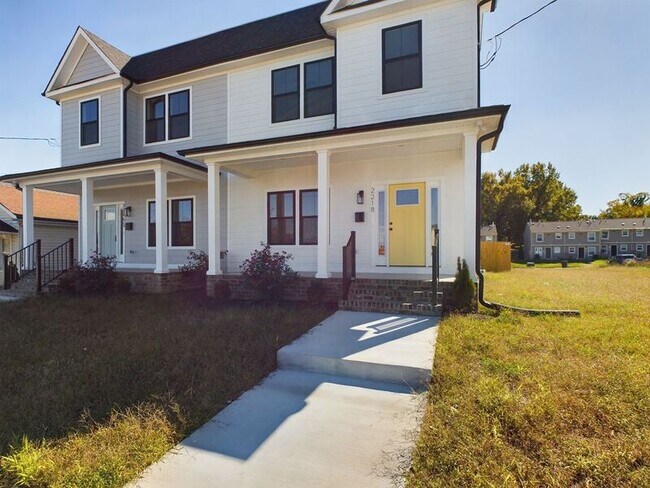 Foto del edificio - 2218 Perry St