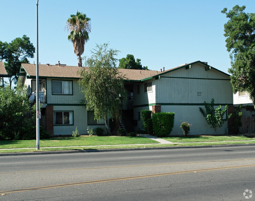 Building Photo - 2053 W Shields Ave