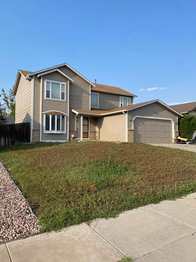 Foto del edificio - Awesome home on Hubbell for rent!