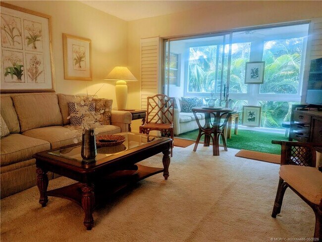 Foto del edificio - 2950 SE Ocean Blvd