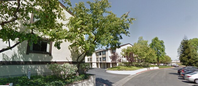 Foto del edificio - 765 San Antonio Rd