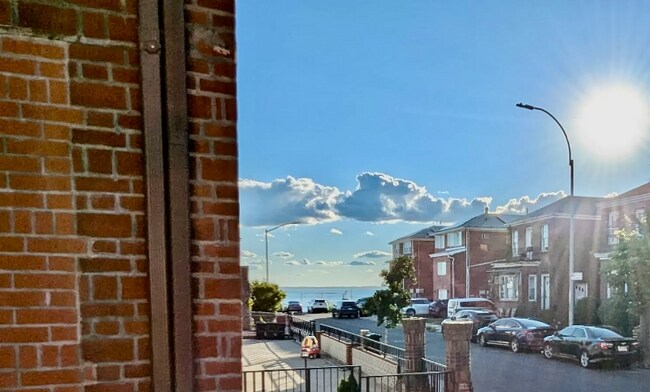 Foto del edificio - 4731 Beach 47th St