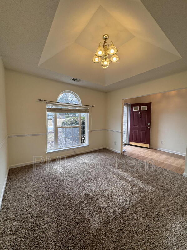 Foto del edificio - 115 Crossview Dr