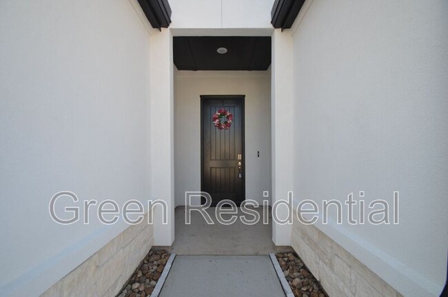 Foto del edificio - 27942 Whistling Pine St