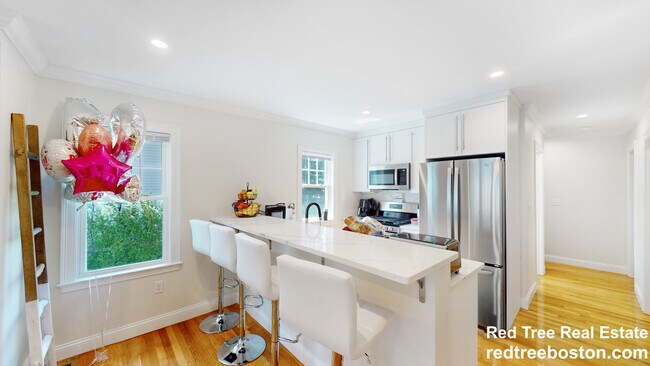 Foto del edificio - 35 Crosby Rd