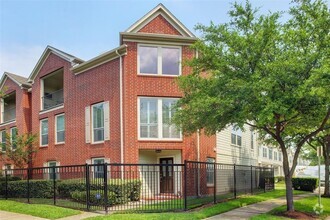 Building Photo - 3002 Terrace Hills Ln