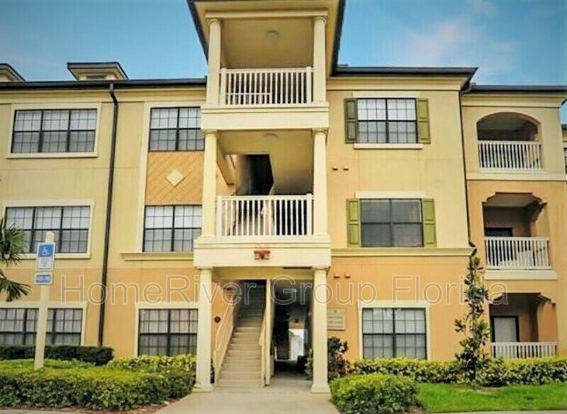 three fountains apartments viera