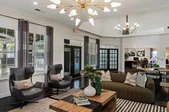 Cozy Leasing Office - Oak Forest