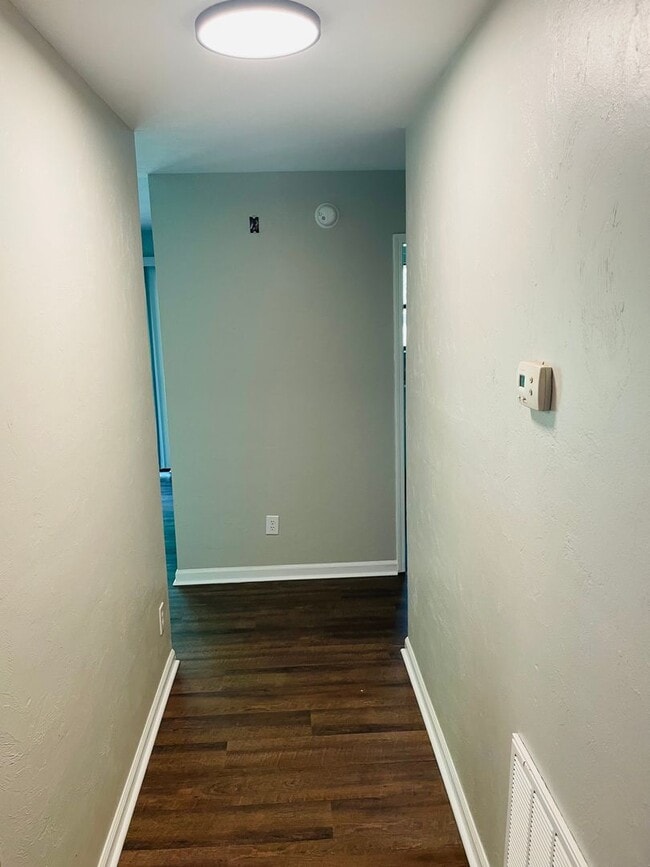 Foto del edificio - Spacious Duplex just north of I10 and Monroe