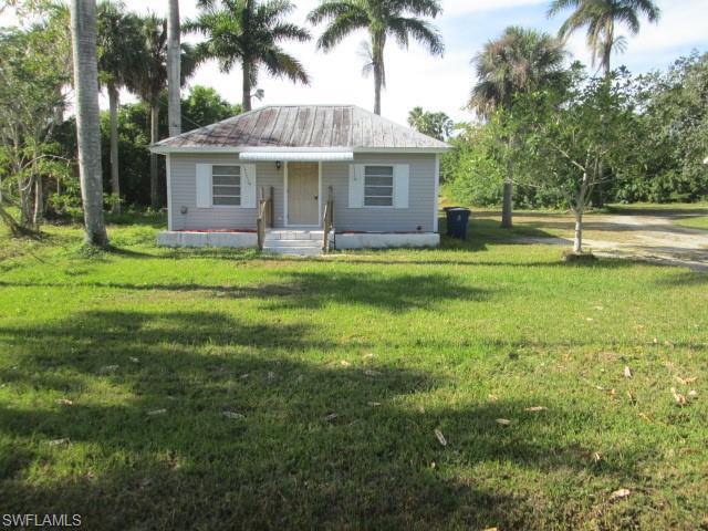 Primary Photo - 1069 River Rd