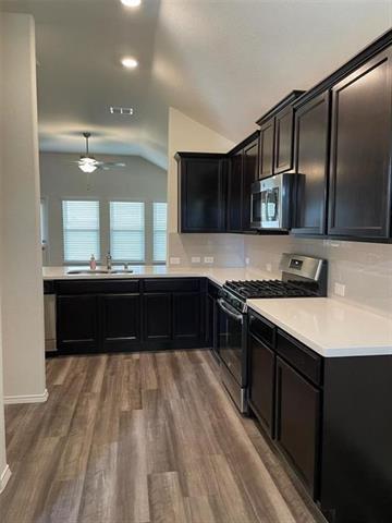 Building Photo - 420 Saguaro Dr