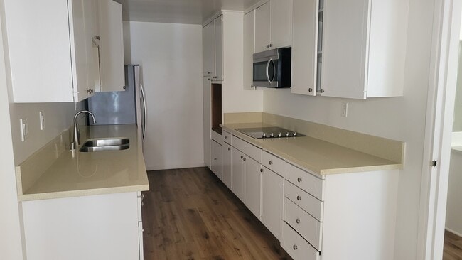 Building Photo - 8110 Redlands St